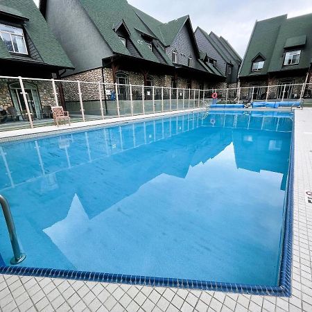Renovated Chalet At Mystic Springs, Mountain Views, Pets Welcome! Canmore Kültér fotó