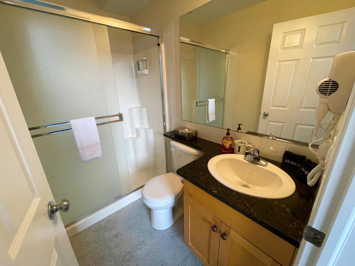 Renovated Chalet At Mystic Springs, Mountain Views, Pets Welcome! Canmore Kültér fotó